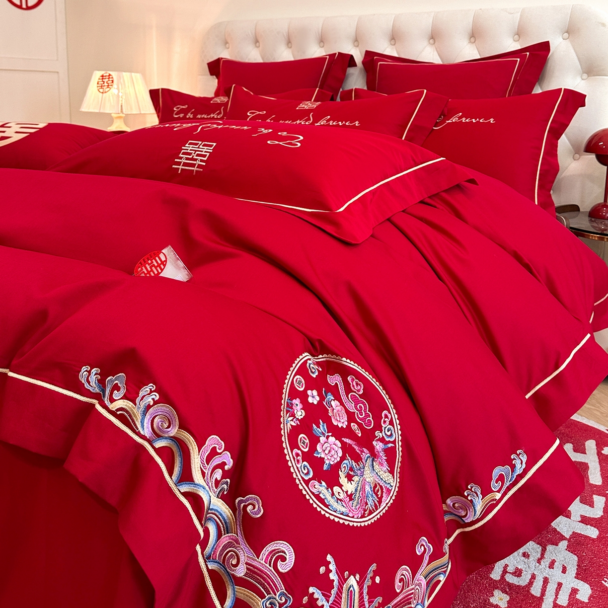 91家纺网 家纺一手货源 找家纺 置顶家纺 2025新款亲肤刺绣婚庆磨毛四件套 龙凤呈祥-大红