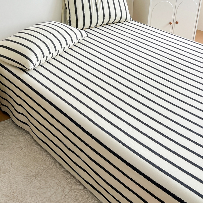 91家纺网 家纺一手货源 找家纺 感遇 2025新款全棉磨毛A类床单床笠三件套 黑条纹