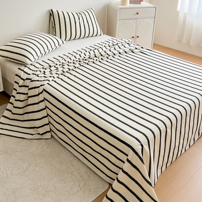 91家纺网 家纺一手货源 找家纺 感遇 2025新款全棉磨毛A类床单床笠三件套 黑条纹