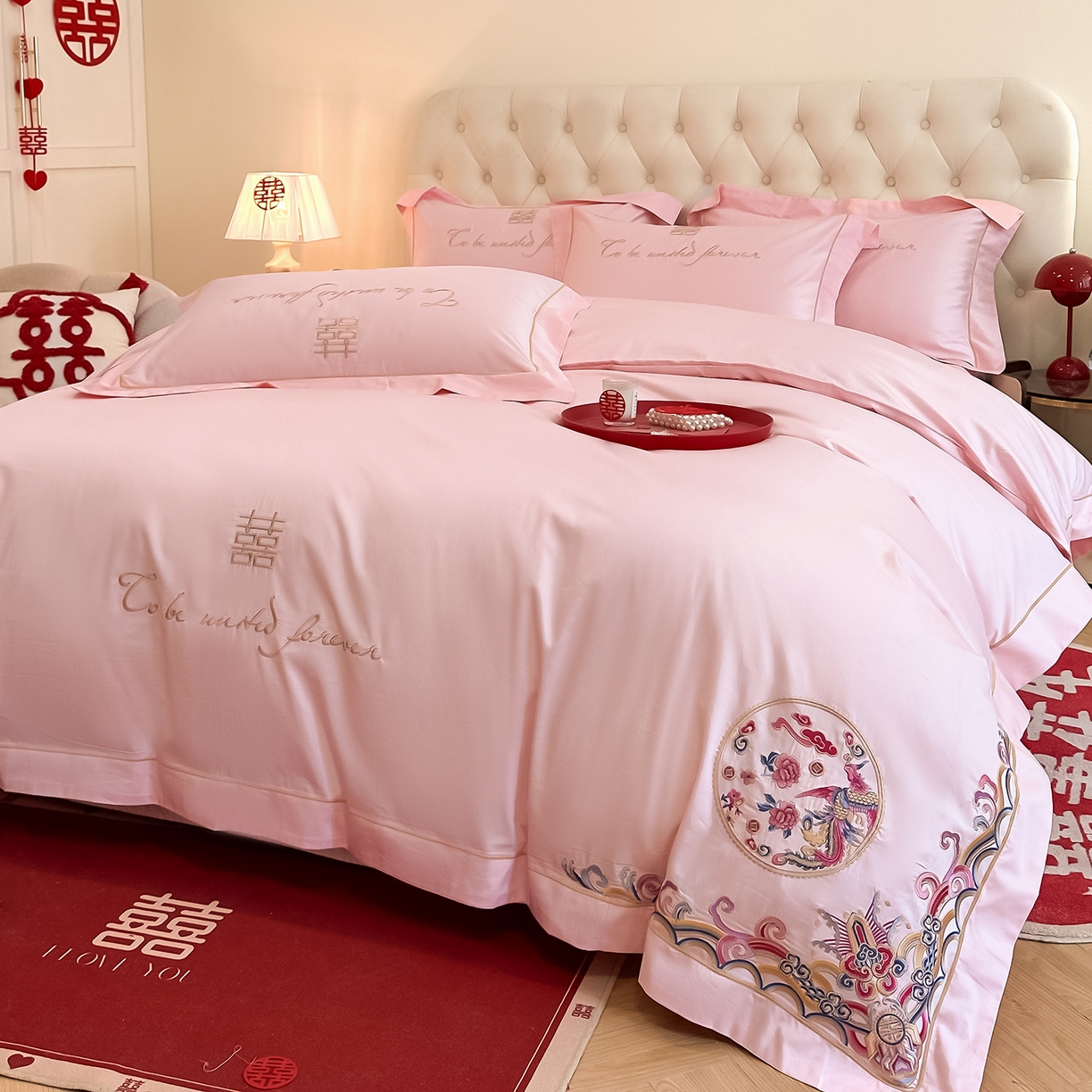 91家纺网 家纺一手货源 找家纺 置顶家纺 2025新款亲肤刺绣婚庆磨毛四件套 龙凤呈祥-粉