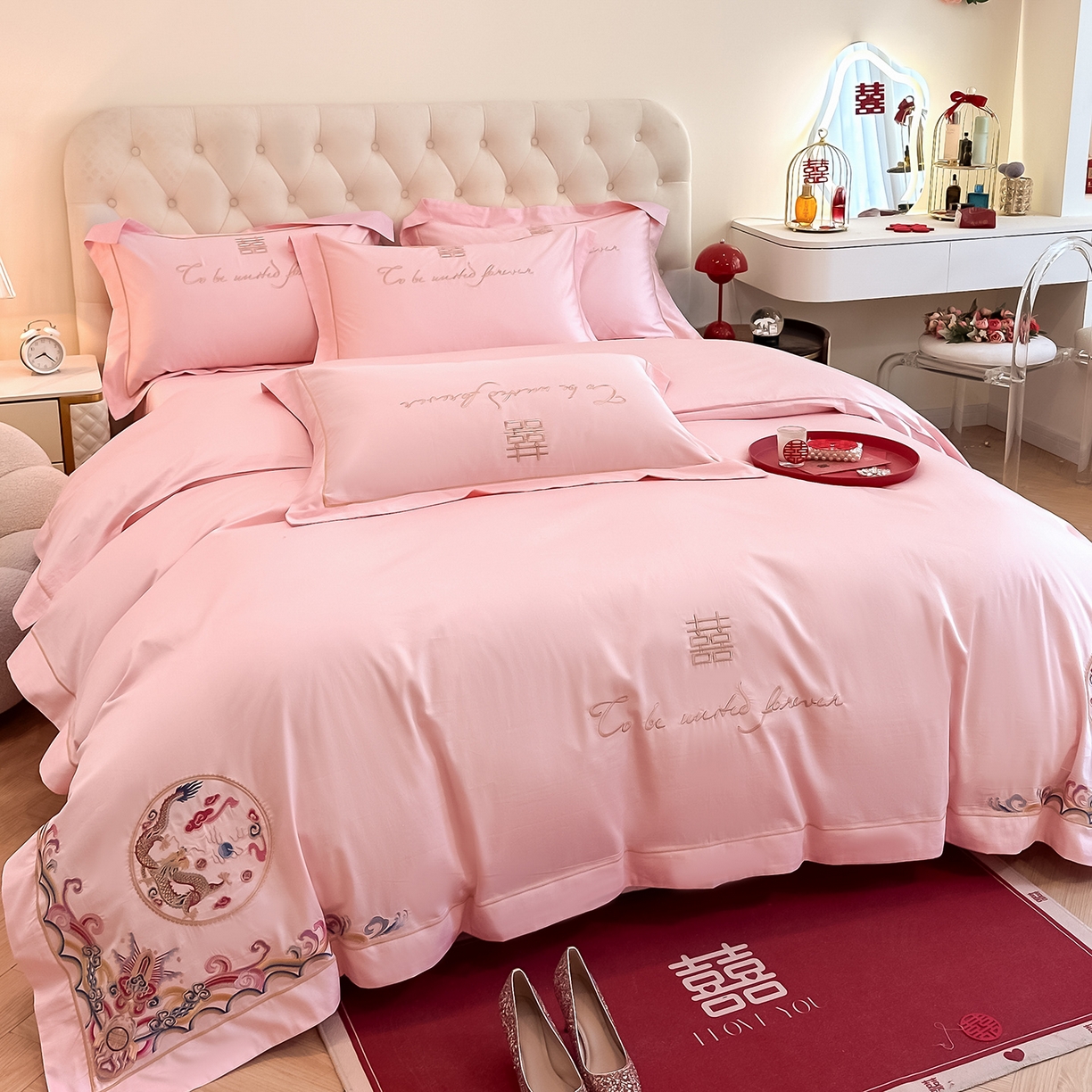 91家纺网 家纺一手货源 找家纺 置顶家纺 2025新款亲肤刺绣婚庆磨毛四件套 龙凤呈祥-粉