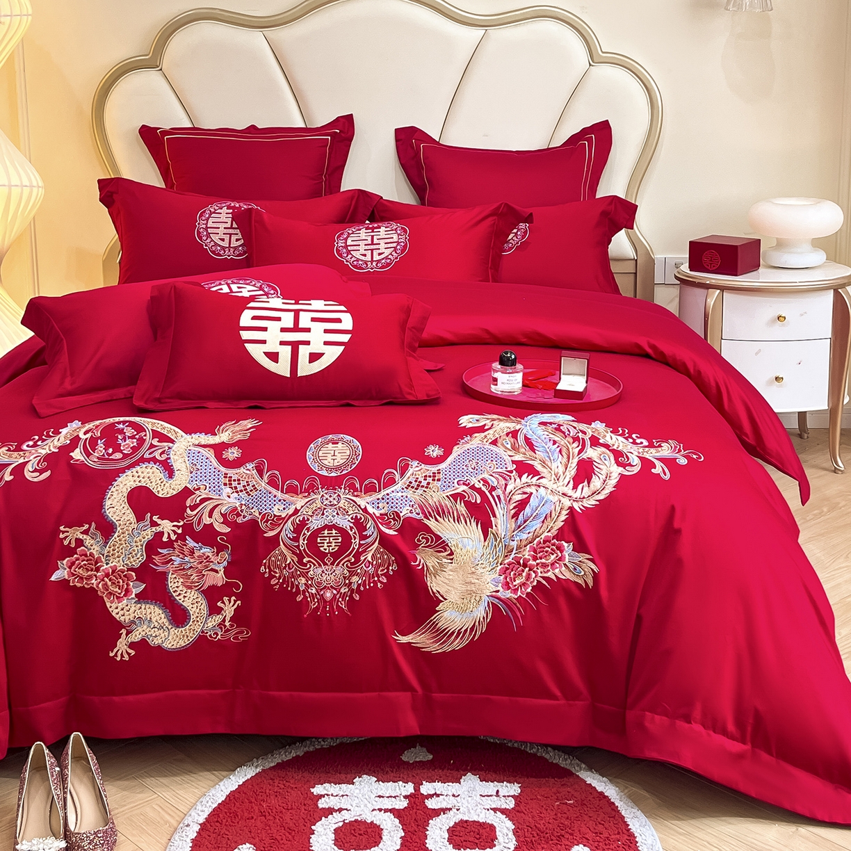 91家纺网 家纺一手货源 找家纺 置顶家纺 2025新款亲肤刺绣婚庆磨毛四件套 龙凤喜至-大红