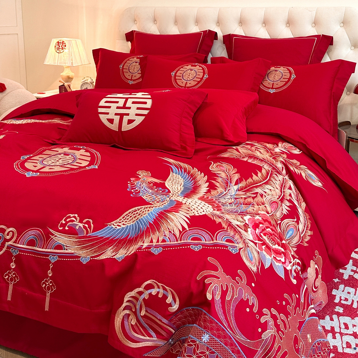 91家纺网 家纺一手货源 找家纺 置顶家纺 2025新款亲肤刺绣婚庆磨毛四件套 龙腾凤悦-大红