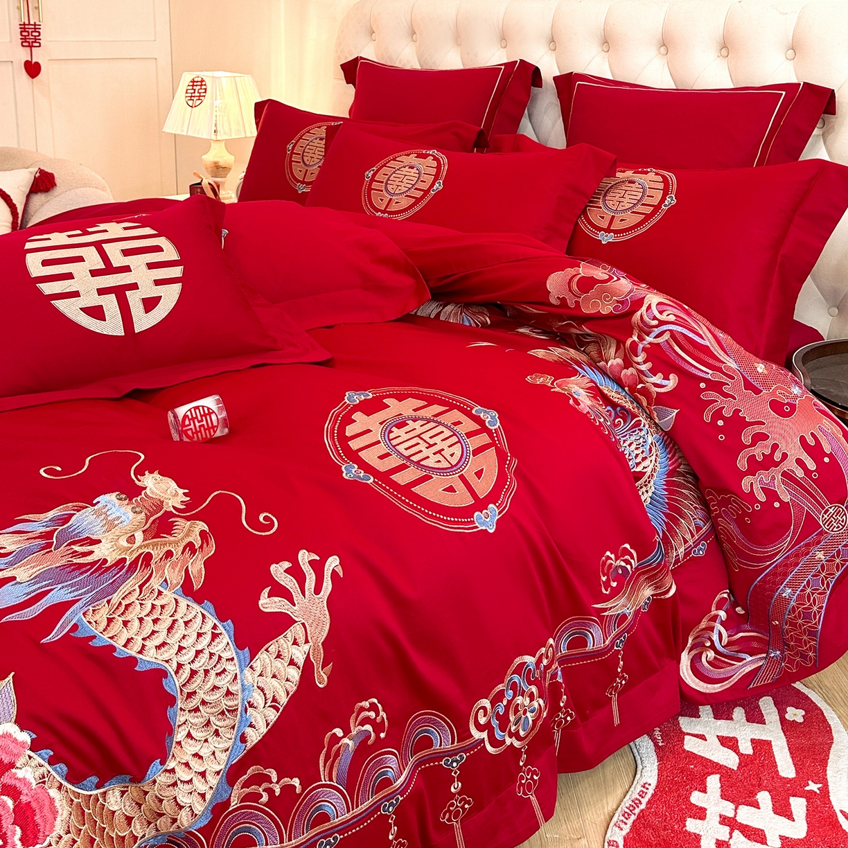 91家纺网 家纺一手货源 找家纺 置顶家纺 2025新款亲肤刺绣婚庆磨毛四件套 龙腾凤悦-大红