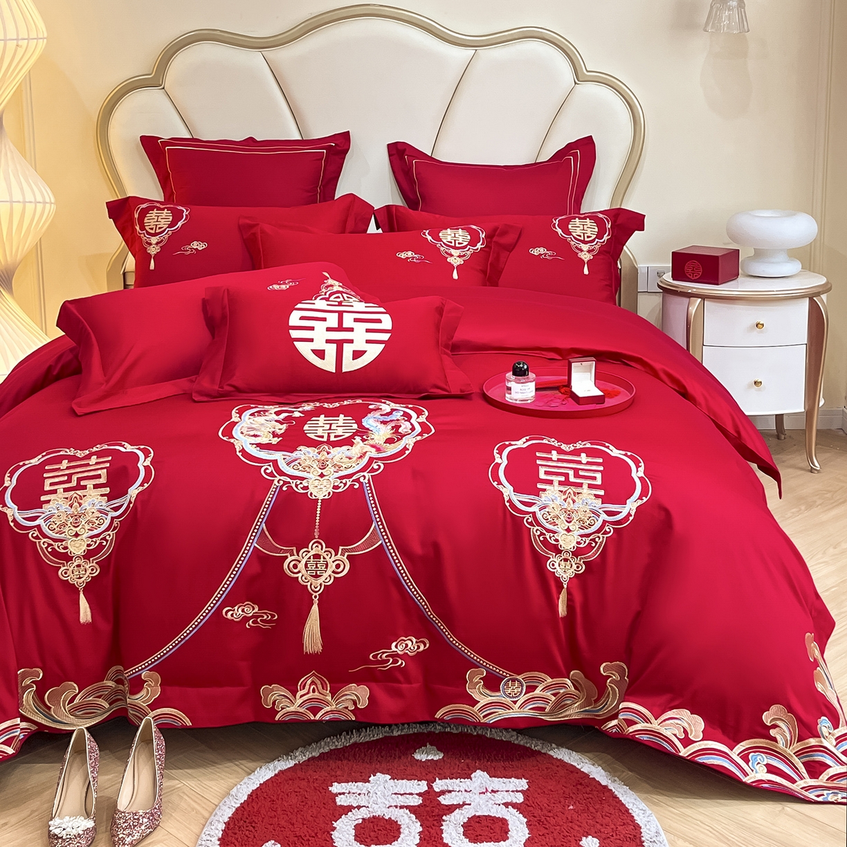 91家纺网 家纺一手货源 找家纺 置顶家纺 2025新款亲肤刺绣婚庆磨毛四件套 龙章凤姿-大红