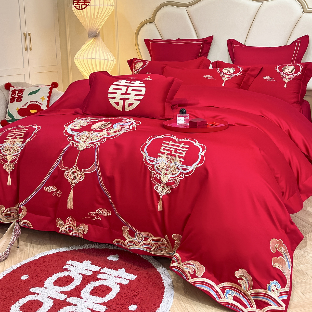 91家纺网 家纺一手货源 找家纺 置顶家纺 2025新款亲肤刺绣婚庆磨毛四件套 龙章凤姿-大红