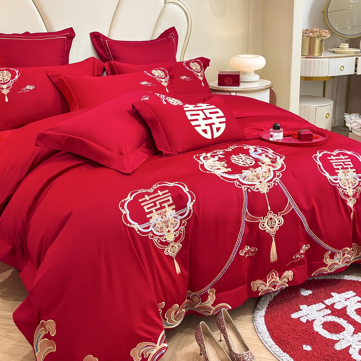 91家纺网 家纺一手货源 找家纺 置顶家纺 2025新款亲肤刺绣婚庆磨毛四件套 龙章凤姿-大红