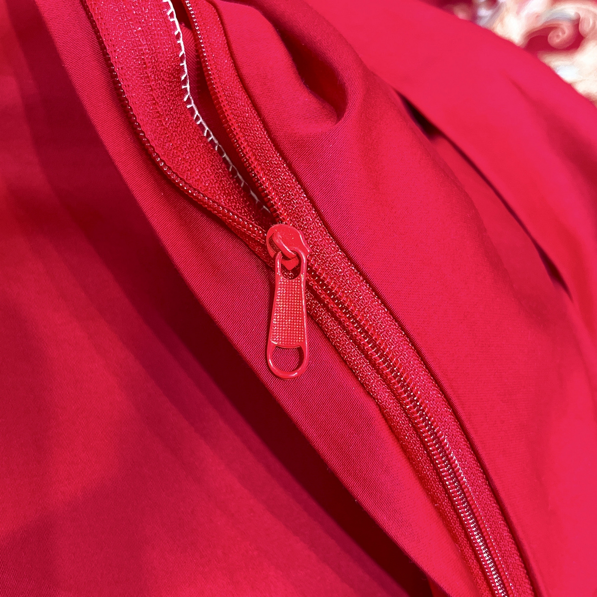 91家纺网 家纺一手货源 找家纺 置顶家纺 2025新款亲肤刺绣婚庆磨毛四件套 龙章凤姿-大红