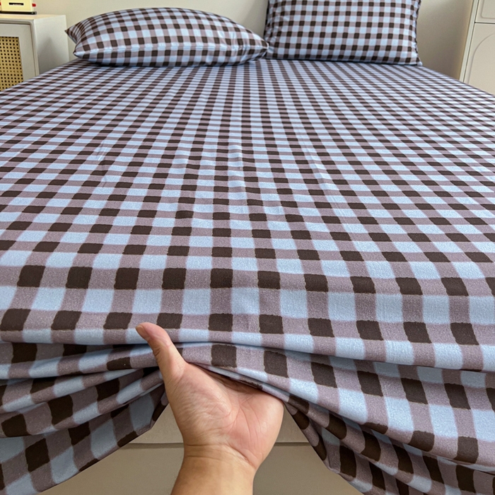 91家纺网 家纺一手货源 找家纺 感遇 2025新款全棉磨毛A类床单床笠三件套 灰咖格