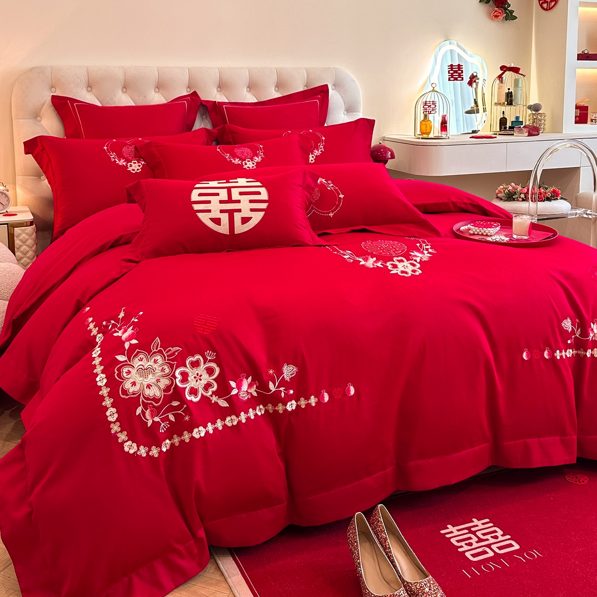 91家纺网 家纺一手货源 找家纺 置顶家纺 2025新款亲肤刺绣婚庆磨毛四件套 倾心-大红