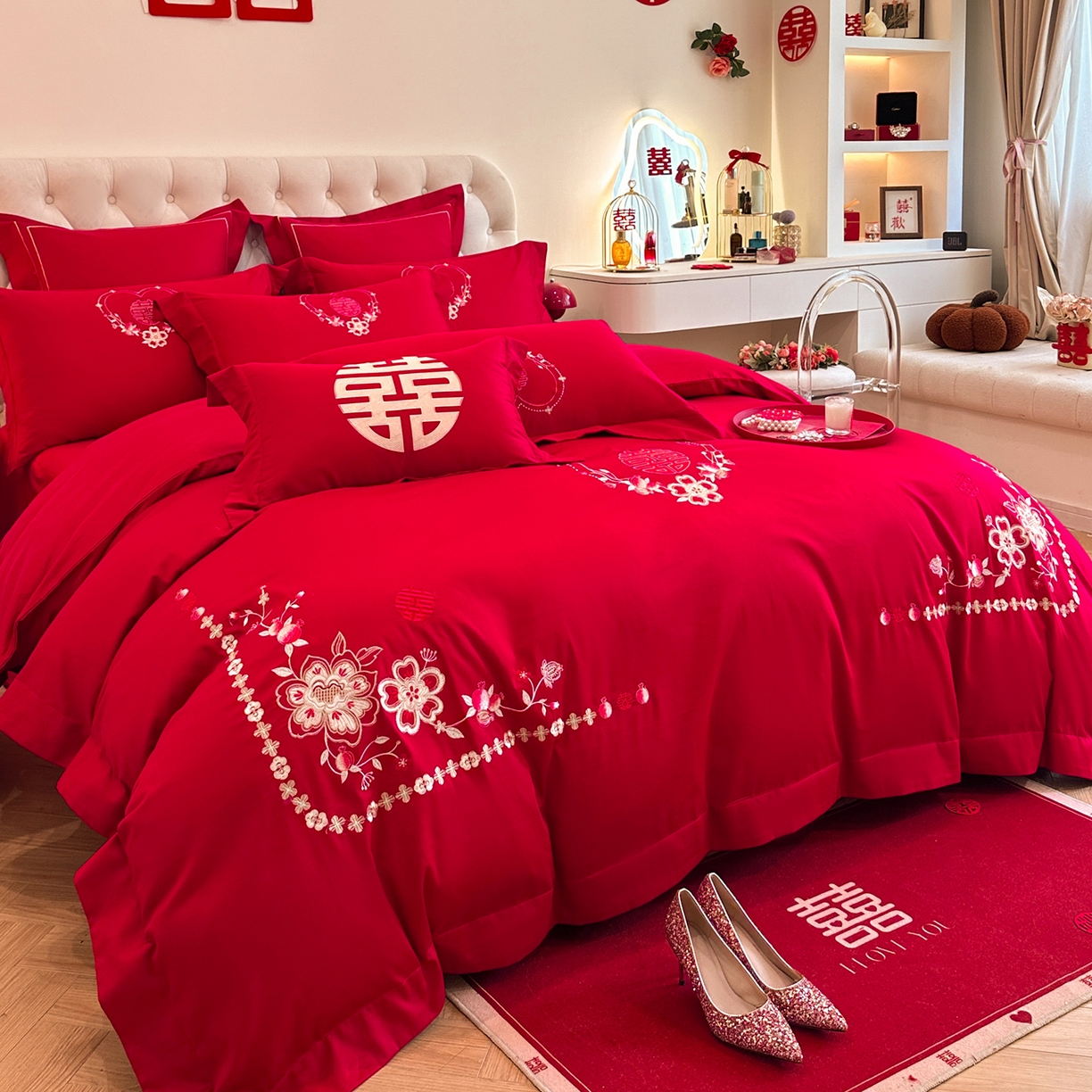 91家纺网 家纺一手货源 找家纺 置顶家纺 2025新款亲肤刺绣婚庆磨毛四件套 倾心-大红