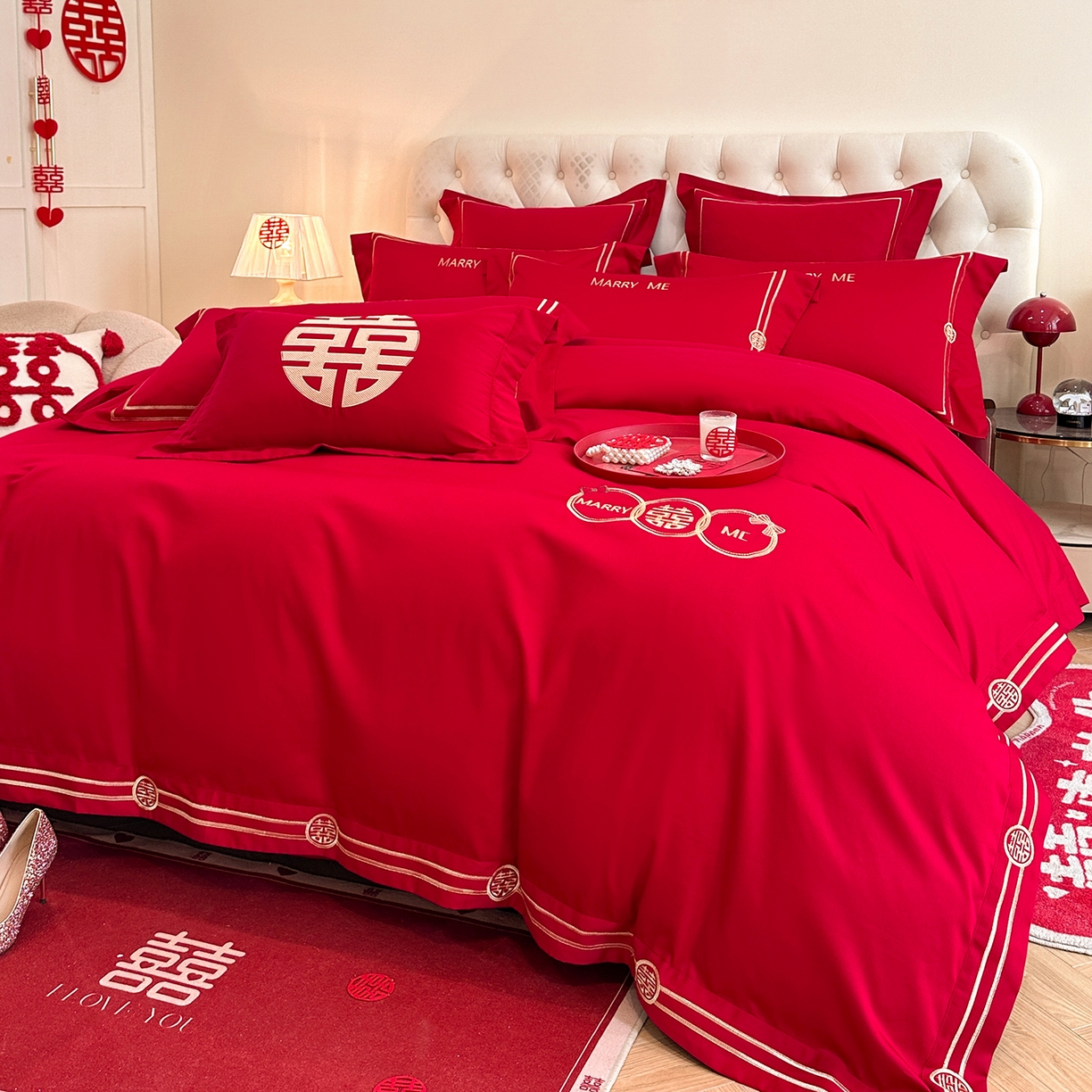 91家纺网 家纺一手货源 找家纺 置顶家纺 2025新款亲肤刺绣婚庆磨毛四件套 如意双喜-大红