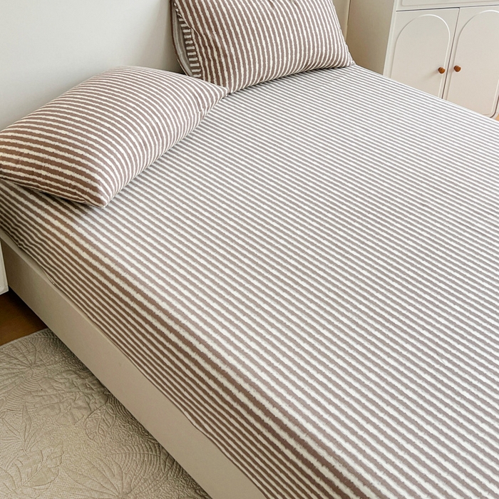 91家纺网 家纺一手货源 找家纺 感遇 2025新款全棉磨毛A类床单床笠三件套 麦穗咖