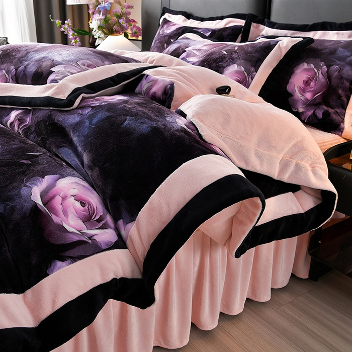 91家纺网 家纺一手货源 找家纺 馨梦缘 2025新款牛奶绒数码印花四件套 玫瑰时光-粉