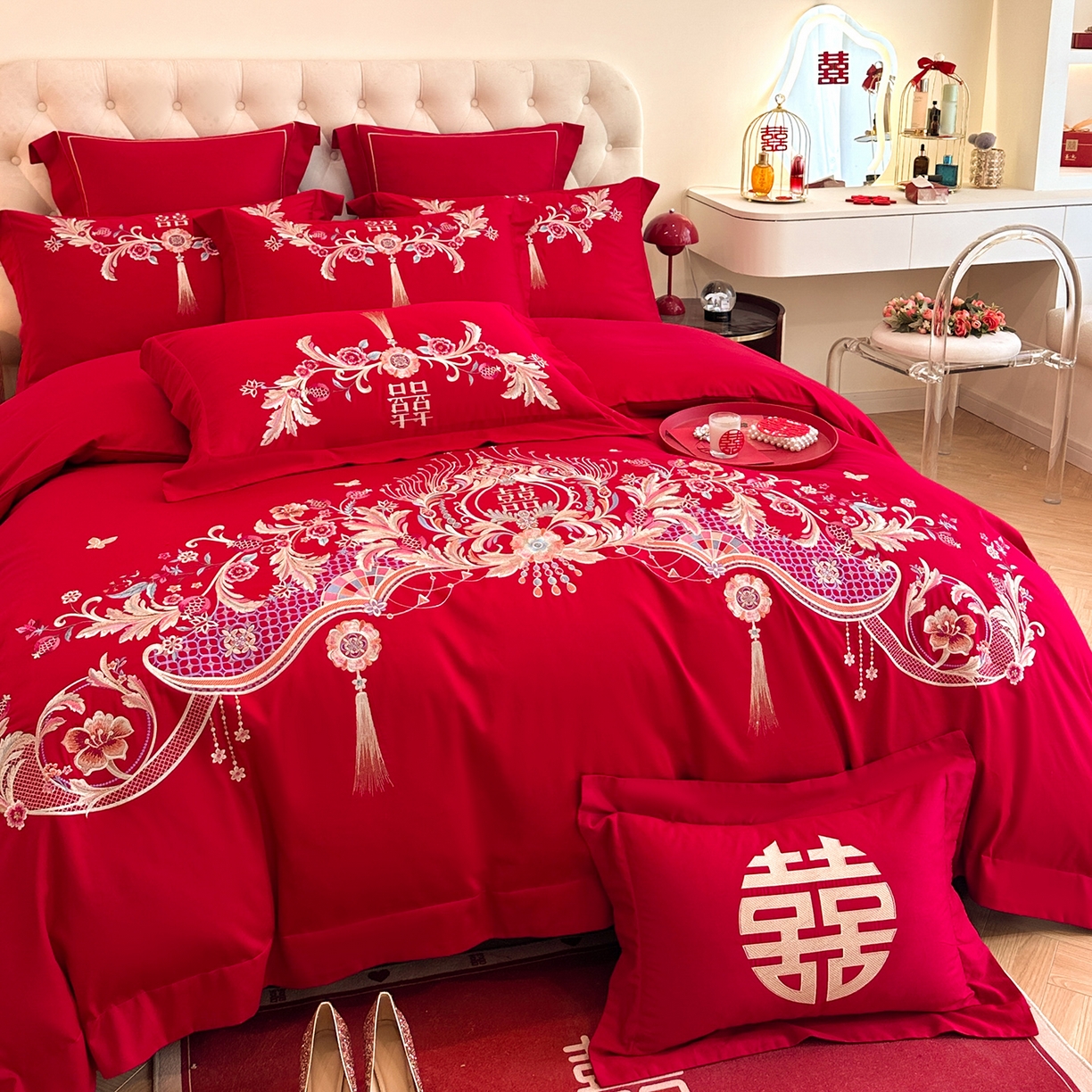 91家纺网 家纺一手货源 找家纺 置顶家纺 2025新款亲肤刺绣婚庆磨毛四件套 天作之合-大红