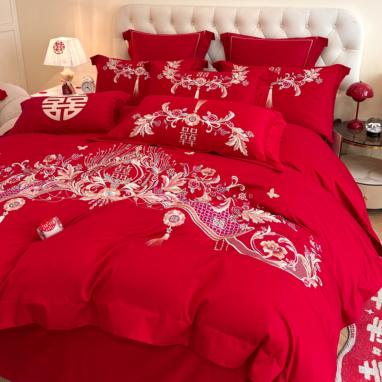 91家纺网 家纺一手货源 找家纺 置顶家纺 2025新款亲肤刺绣婚庆磨毛四件套 天作之合-大红