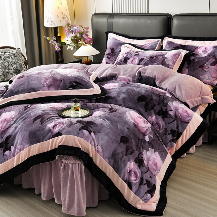 91家纺网 家纺一手货源 找家纺 馨梦缘 2025新款牛奶绒数码印花四件套 玫瑰时光-紫