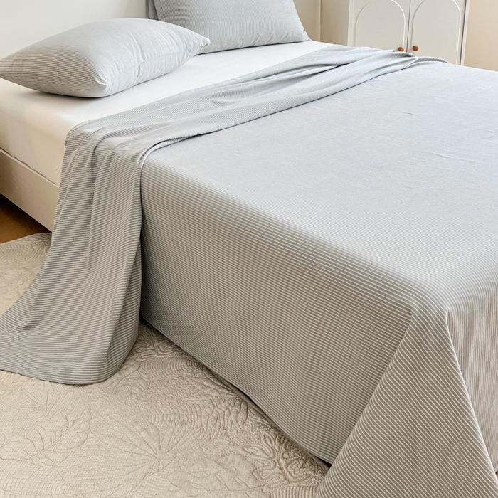 91家纺网 家纺一手货源 找家纺 感遇 2025新款全棉磨毛A类床单床笠三件套 细条灰