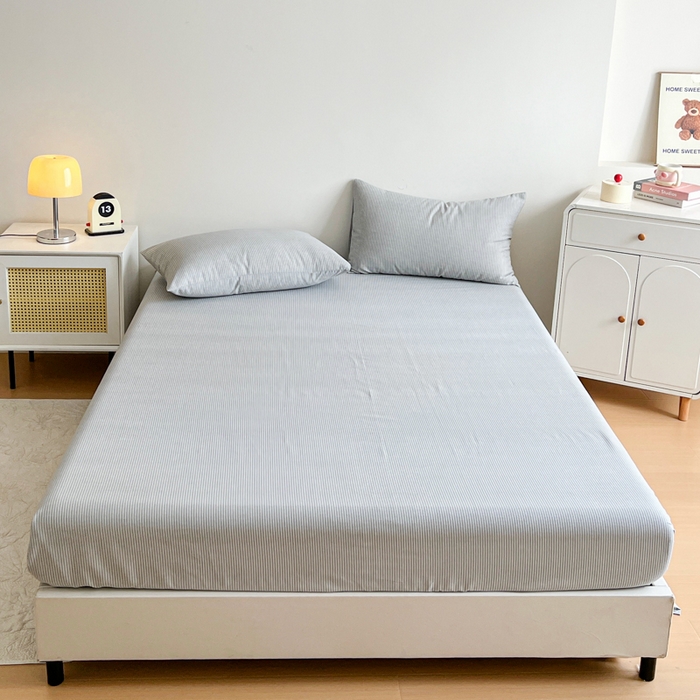 91家纺网 家纺一手货源 找家纺 感遇 2025新款全棉磨毛A类床单床笠三件套 细条灰