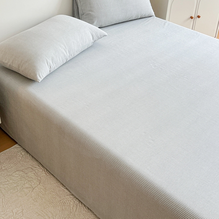 91家纺网 家纺一手货源 找家纺 感遇 2025新款全棉磨毛A类床单床笠三件套 细条灰