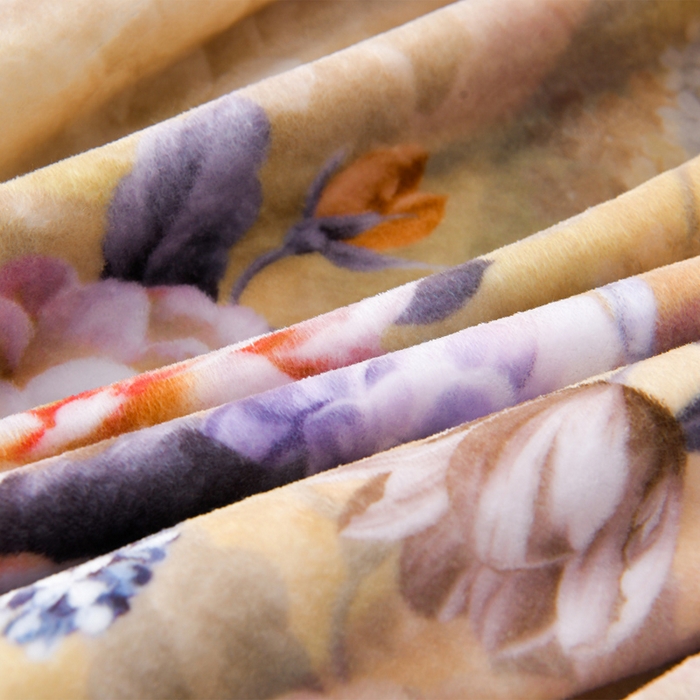 91家纺网 家纺一手货源 找家纺 馨梦缘 2025新款牛奶绒数码印花四件套 秘境-紫