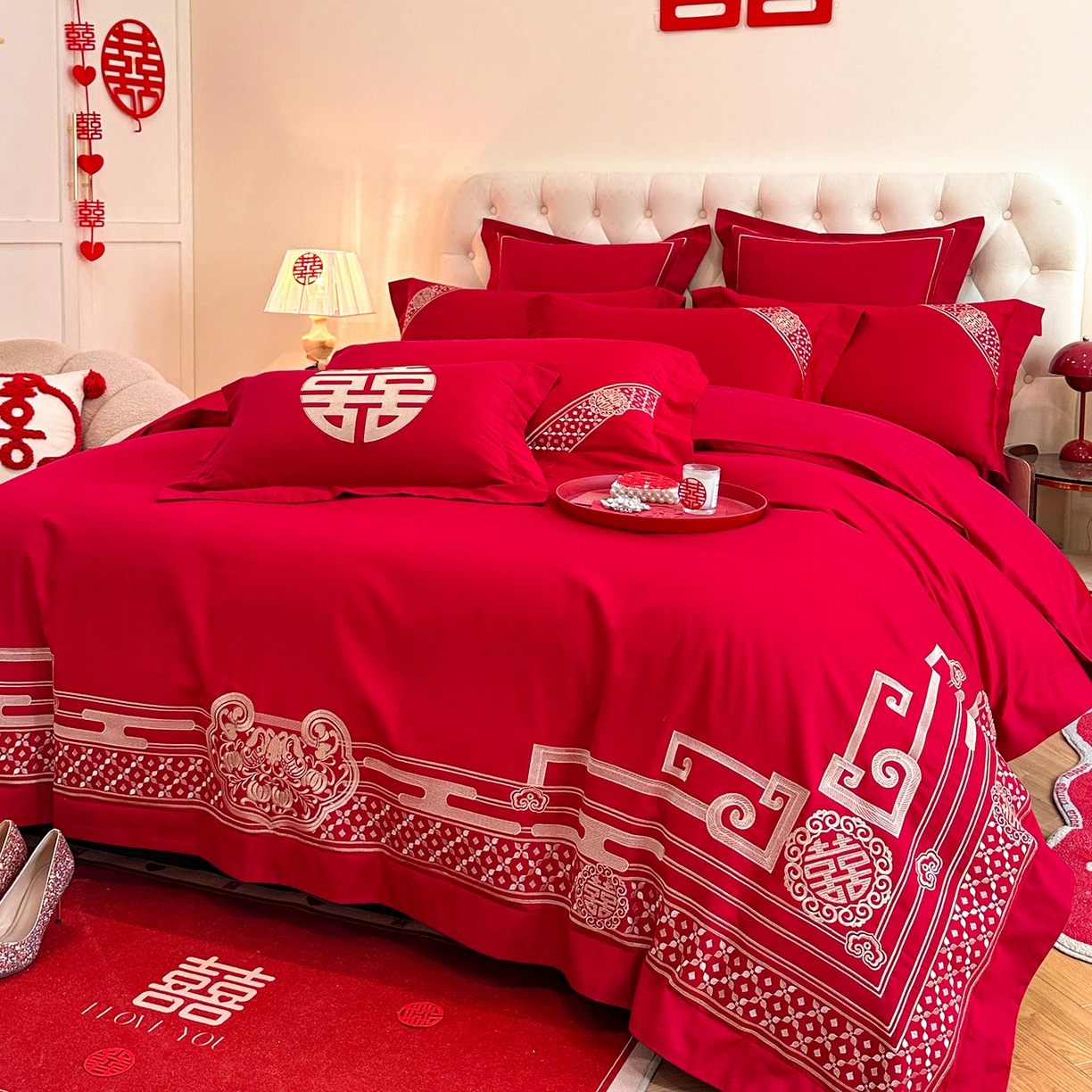 91家纺网 家纺一手货源 找家纺 置顶家纺 2025新款亲肤刺绣婚庆磨毛四件套 囍结良缘-大红