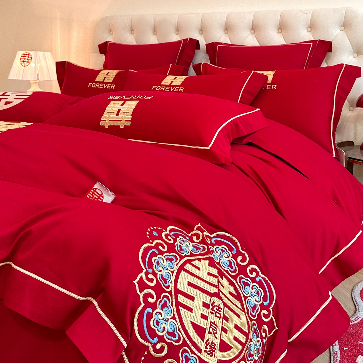 91家纺网 家纺一手货源 找家纺 置顶家纺 2025新款亲肤刺绣婚庆磨毛四件套 囍结良缘升级版-大红