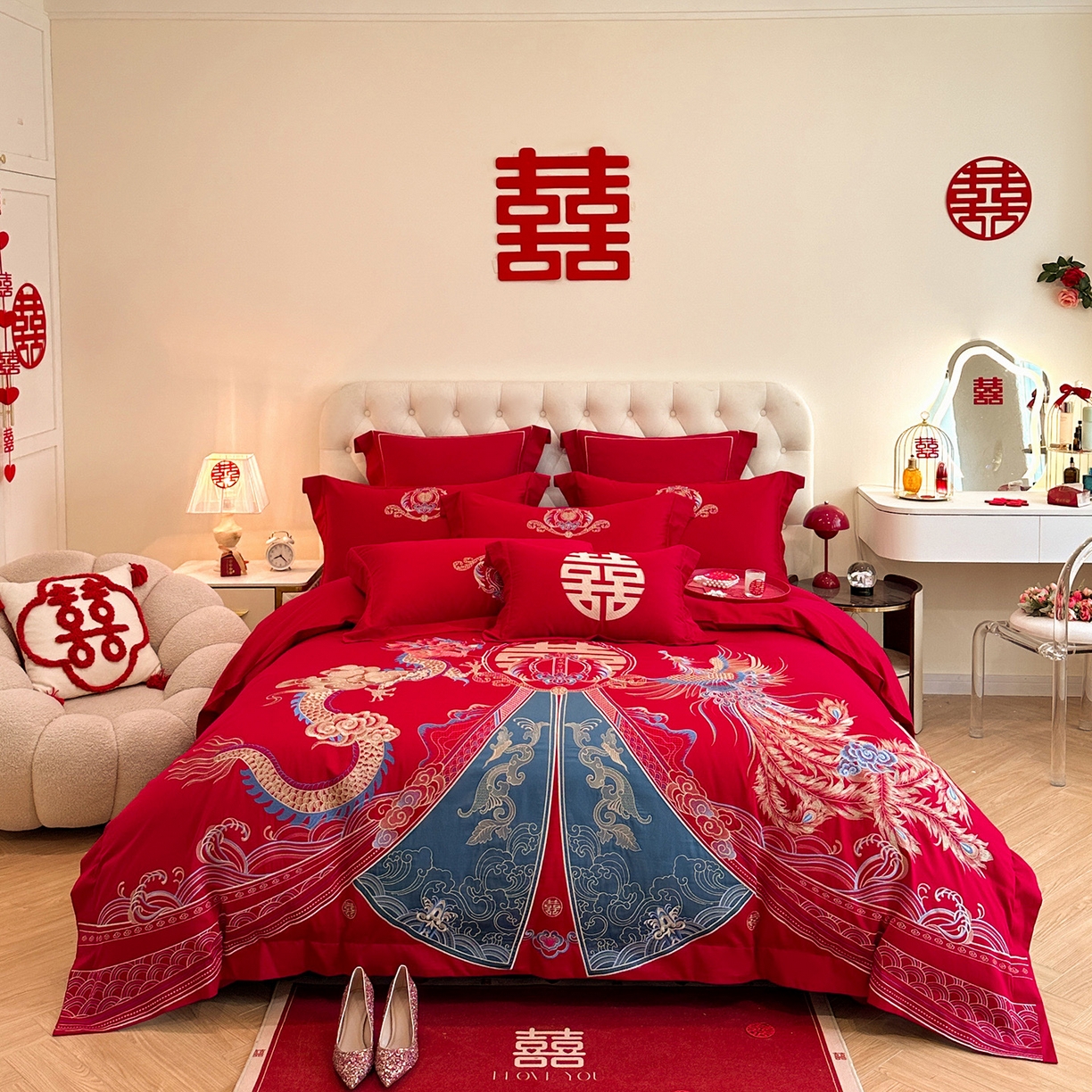 91家纺网 家纺一手货源 找家纺 置顶家纺 2025新款亲肤刺绣婚庆磨毛四件套 祥云瑞彩-大红