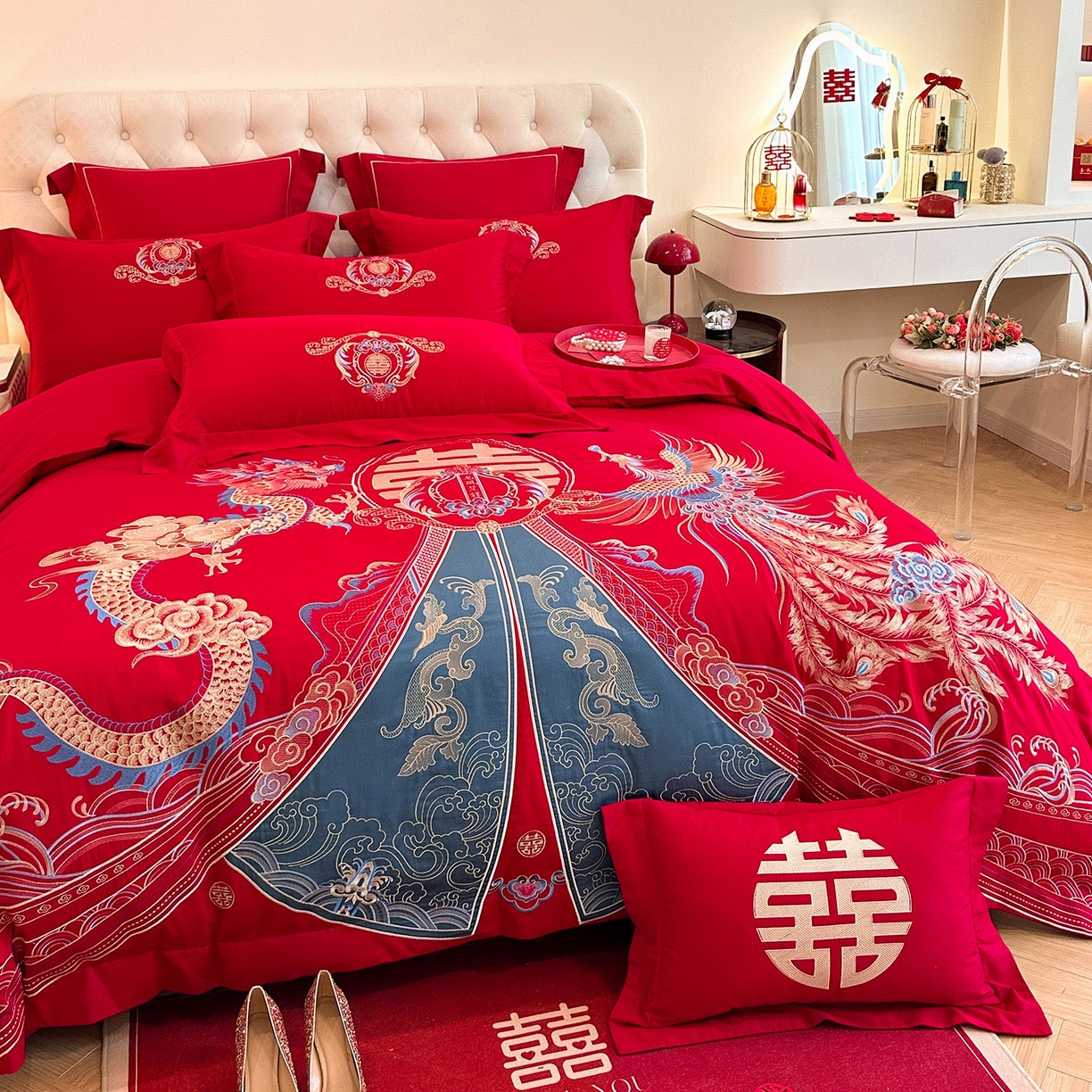 91家纺网 家纺一手货源 找家纺 置顶家纺 2025新款亲肤刺绣婚庆磨毛四件套 祥云瑞彩-大红