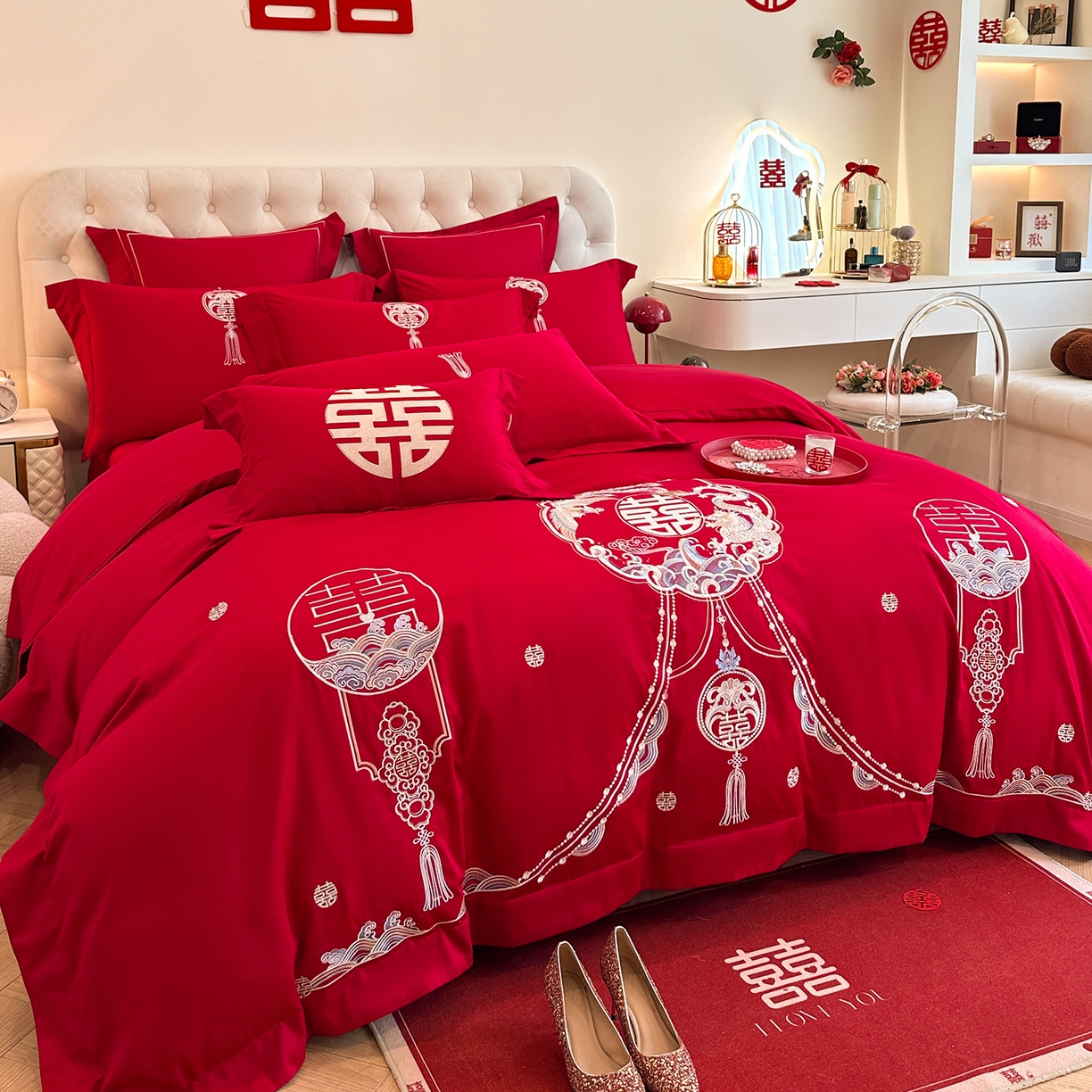 91家纺网 家纺一手货源 找家纺 置顶家纺 2025新款亲肤刺绣婚庆磨毛四件套 招财龙凤-大红