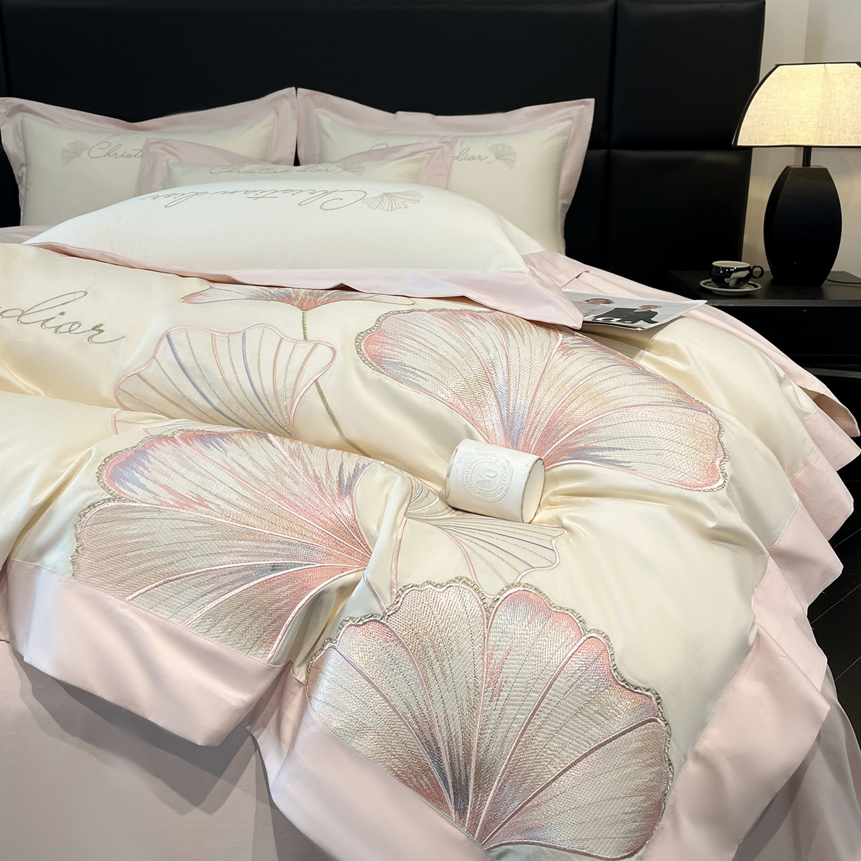 91家纺网 家纺一手货源 找家纺 （总）置顶家纺 2025新款亲肤拼接刺绣四件套-一路繁花