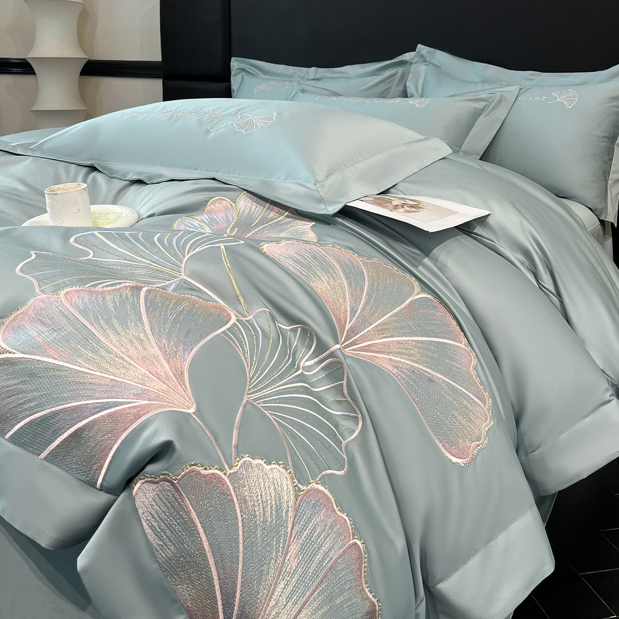 91家纺网 家纺一手货源 找家纺 置顶家纺 2025新款亲肤拼接刺绣四件套-一路繁花 一路繁花-繁星蓝