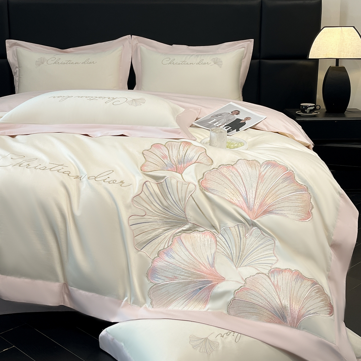 91家纺网 家纺一手货源 找家纺 置顶家纺 2025新款亲肤拼接刺绣四件套-一路繁花 一路繁花-白+粉