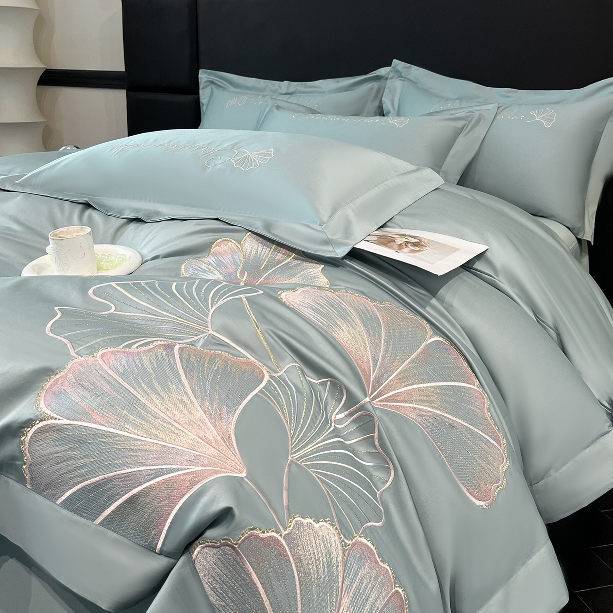 91家纺网 家纺一手货源 找家纺 置顶家纺 2025新款亲肤拼接刺绣四件套-一路繁花 一路繁花-繁星蓝