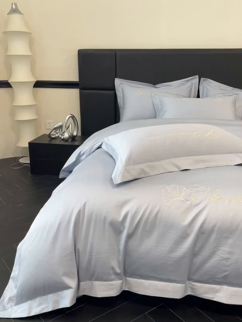 91家纺网 家纺一手货源 找家纺 置顶家纺 2025新款亲肤拼接刺绣四件套-一路繁花 一路繁花-天蓝