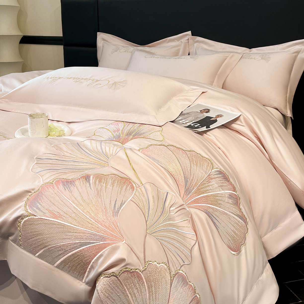 91家纺网 家纺一手货源 找家纺 置顶家纺 2025新款亲肤拼接刺绣四件套-一路繁花 一路繁花-玉粉