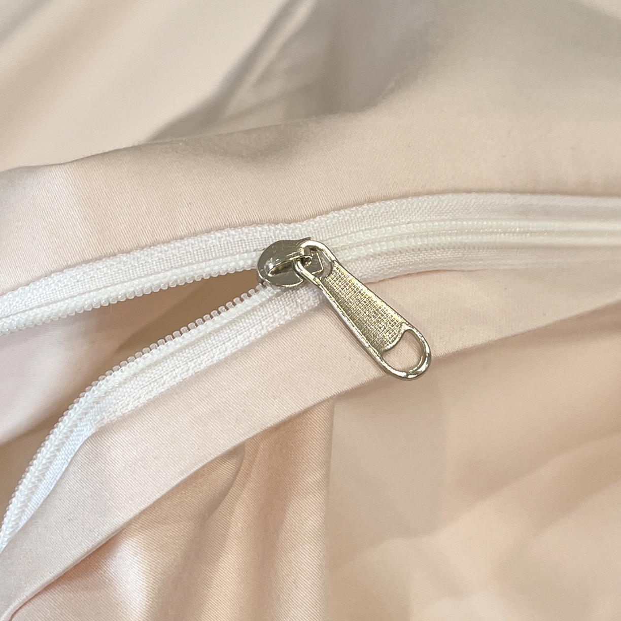 91家纺网 家纺一手货源 找家纺 置顶家纺 2025新款亲肤拼接刺绣四件套-一路繁花 一路繁花-玉粉