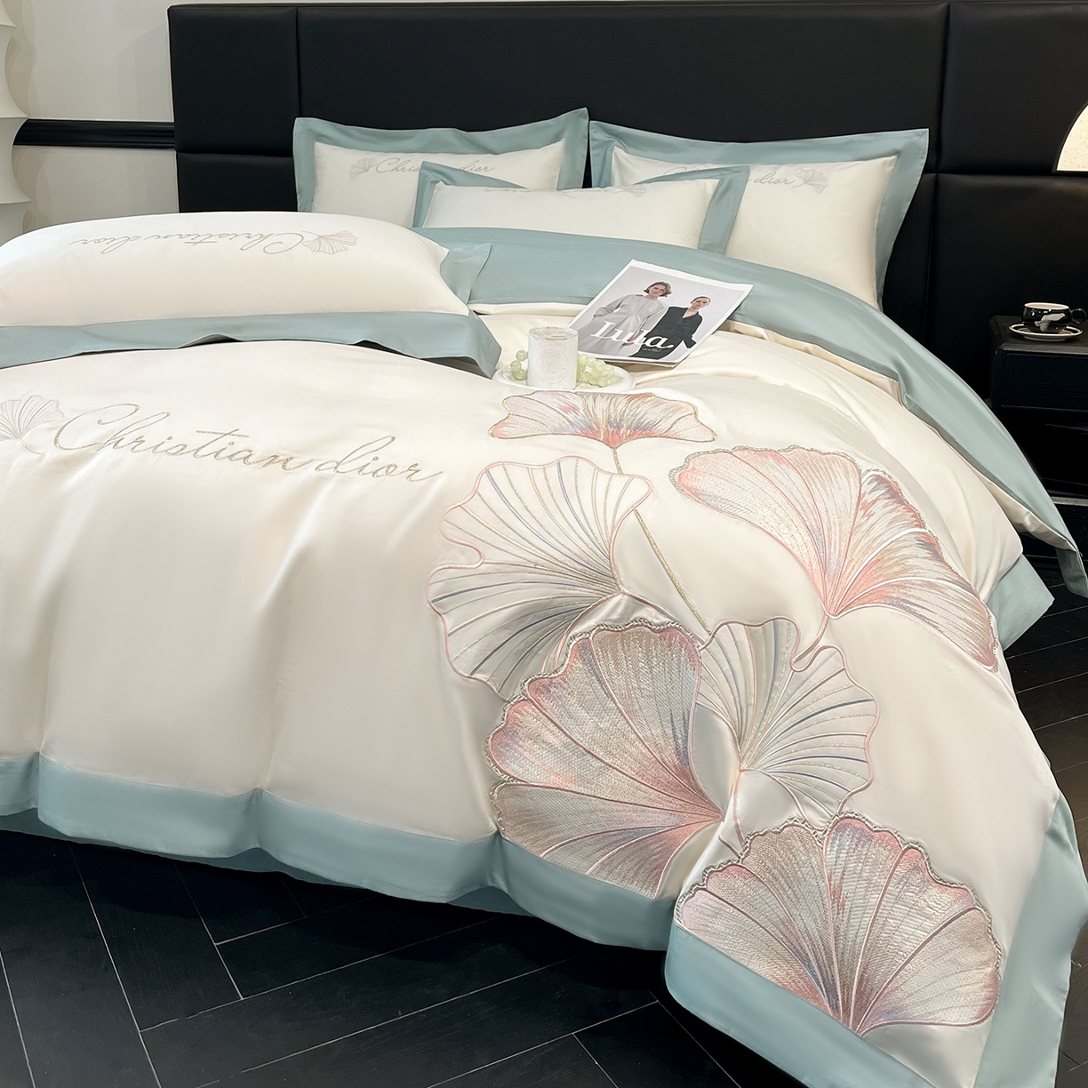 91家纺网 家纺一手货源 找家纺 置顶家纺 2025新款亲肤拼接刺绣四件套-一路繁花 一路繁花-白+繁星蓝