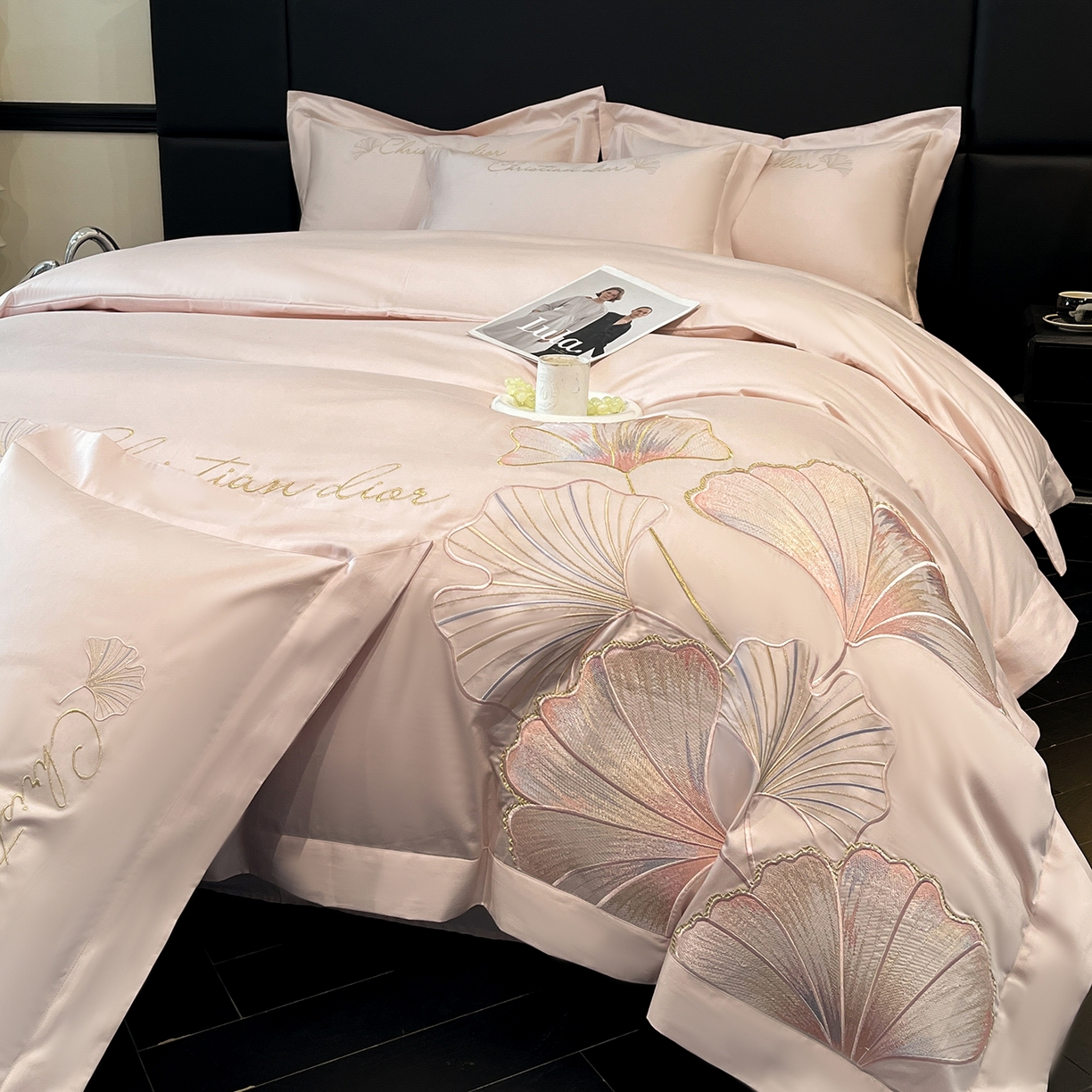 91家纺网 家纺一手货源 找家纺 置顶家纺 2025新款亲肤拼接刺绣四件套-一路繁花 一路繁花-玉粉