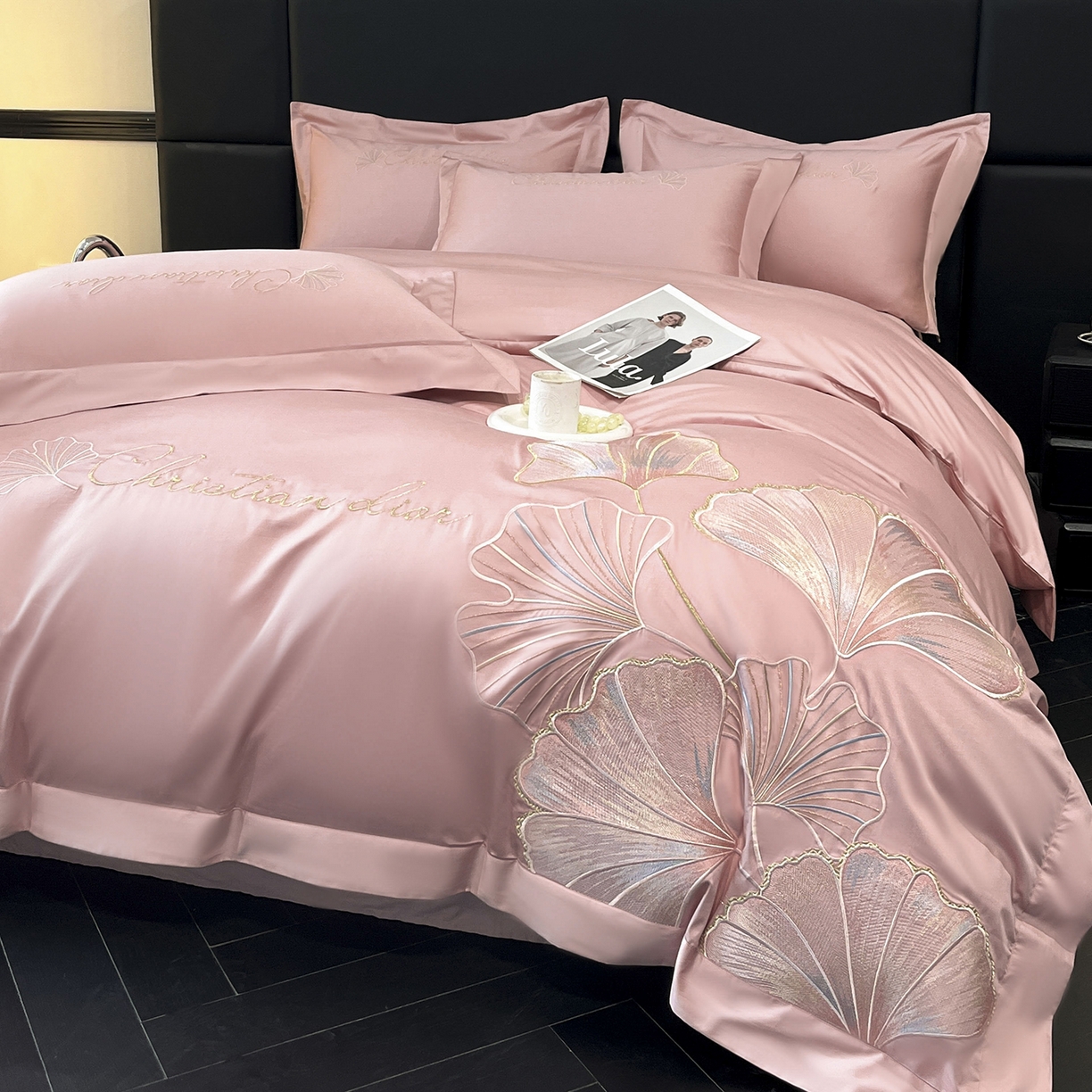 91家纺网 家纺一手货源 找家纺 置顶家纺 2025新款亲肤拼接刺绣四件套-一路繁花 一路繁花-浅豆沙