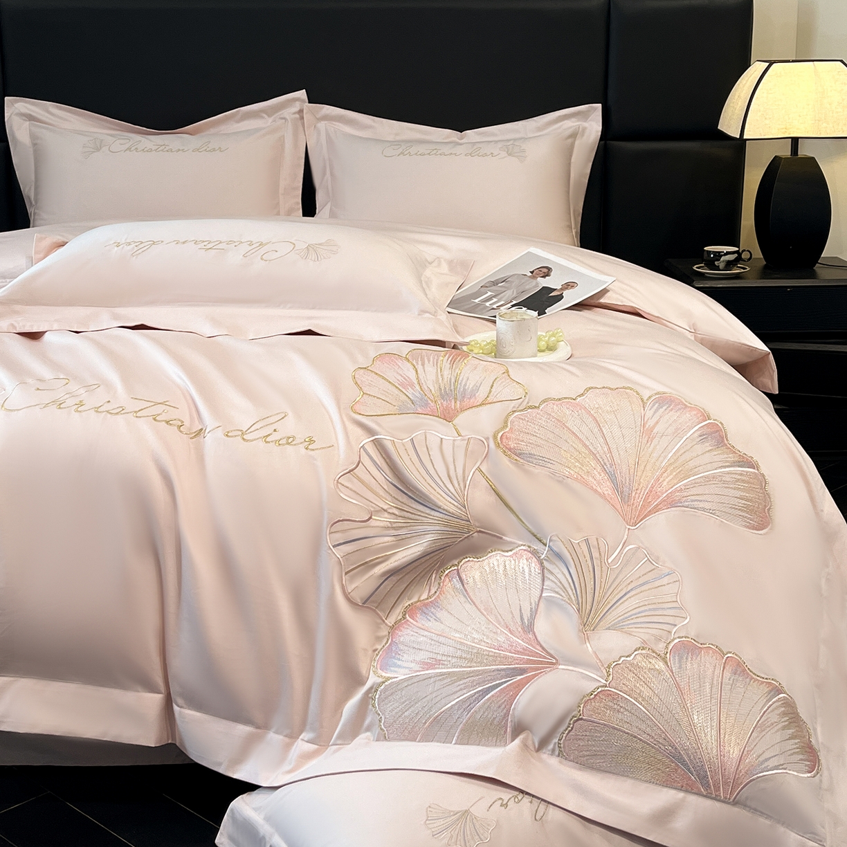 91家纺网 家纺一手货源 找家纺 置顶家纺 2025新款亲肤拼接刺绣四件套-一路繁花 一路繁花-玉粉