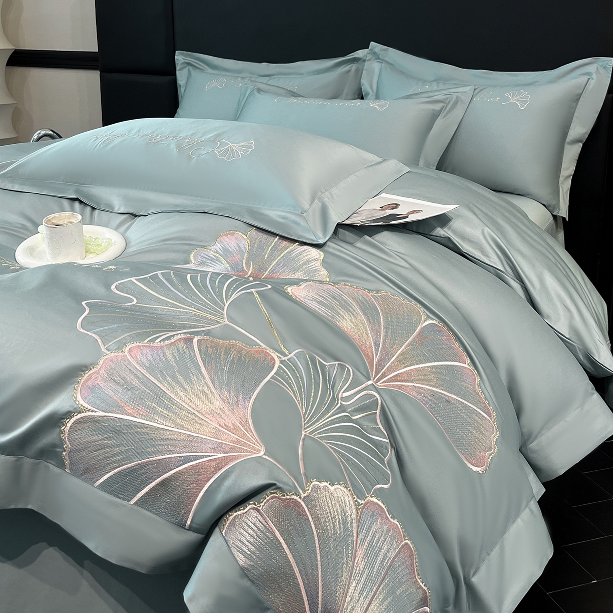 91家纺网 家纺一手货源 找家纺 置顶家纺 2025新款亲肤拼接刺绣四件套-一路繁花 一路繁花-繁星蓝