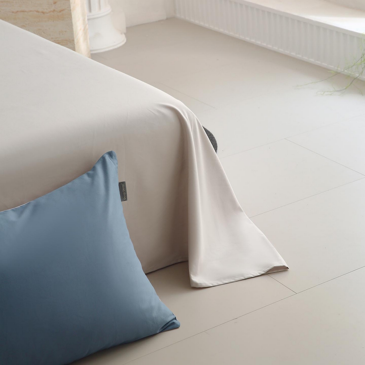 91家纺网 家纺一手货源 找家纺 梧桐树 2025新款纯色双拼100%棉磨毛全棉纯棉四件套 蓝韵雾纱