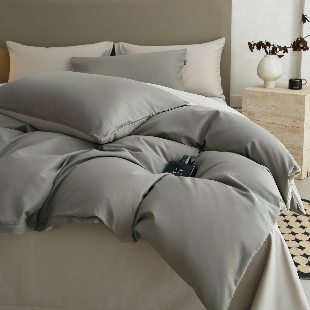 91家纺网 家纺一手货源 找家纺 梧桐树 2025新款纯色双拼100%棉磨毛全棉纯棉四件套 烟墨灰