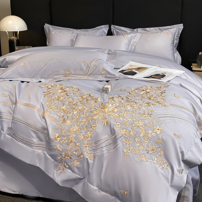 91家纺网 家纺一手货源 找家纺 置顶家纺 2025新款全棉纯棉刺绣四件套迪奥系列 迪奥-浅紫色