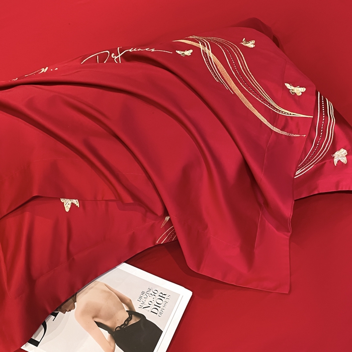 91家纺网 家纺一手货源 找家纺 置顶家纺 2025新款全棉纯棉刺绣四件套迪奥系列 迪奥-大红