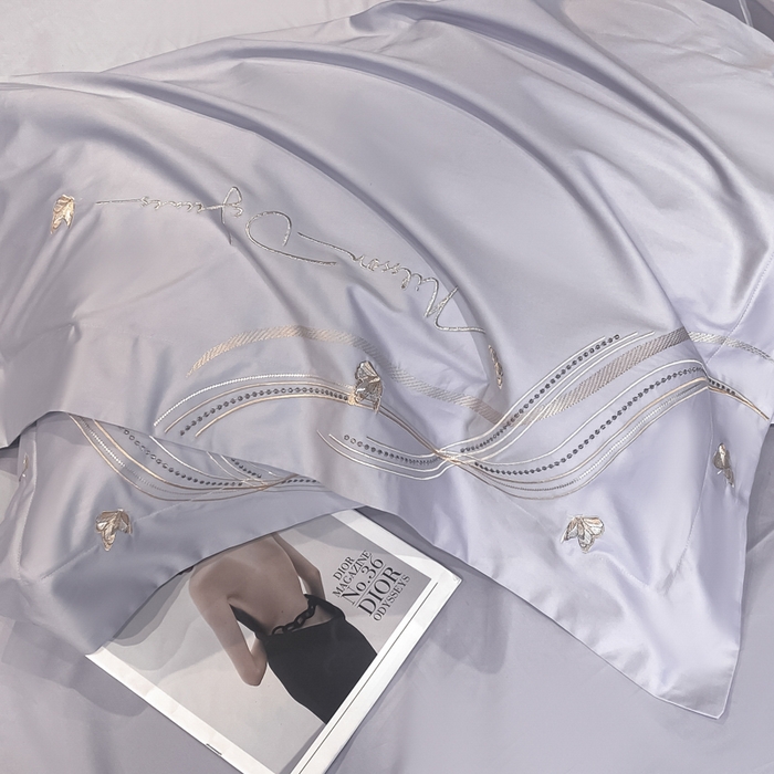 91家纺网 家纺一手货源 找家纺 置顶家纺 2025新款全棉纯棉刺绣四件套迪奥系列 迪奥-浅紫色