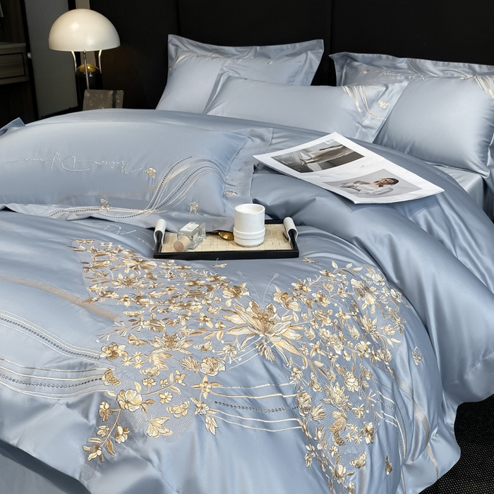 91家纺网 家纺一手货源 找家纺 置顶家纺 2025新款全棉纯棉刺绣四件套迪奥系列 迪奥-天蓝