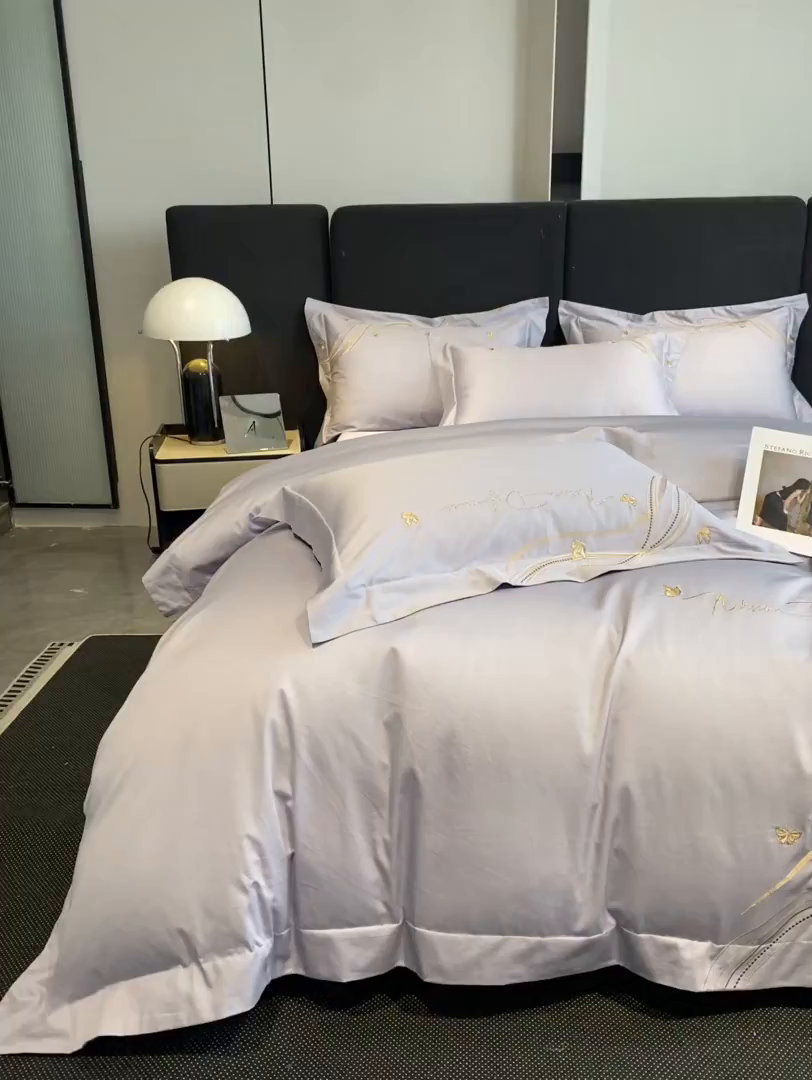 91家纺网 家纺一手货源 找家纺 置顶家纺 2025新款全棉纯棉刺绣四件套迪奥系列 迪奥-天蓝