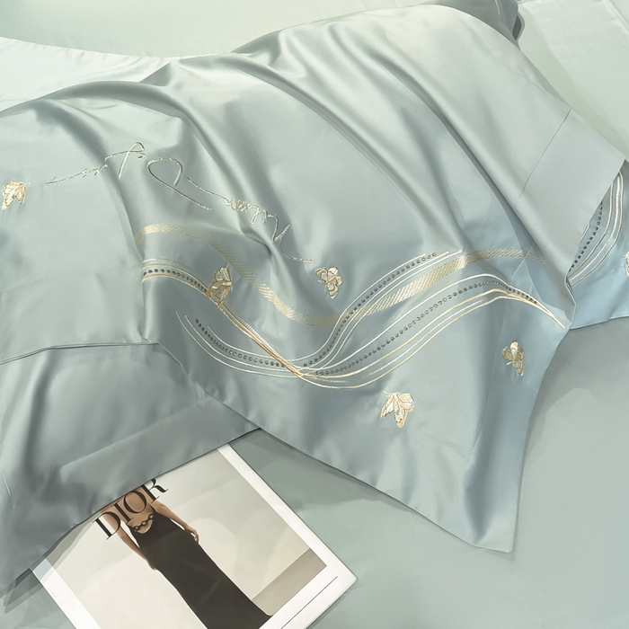 91家纺网 家纺一手货源 找家纺 置顶家纺 2025新款全棉纯棉刺绣四件套迪奥系列 迪奥-繁星蓝